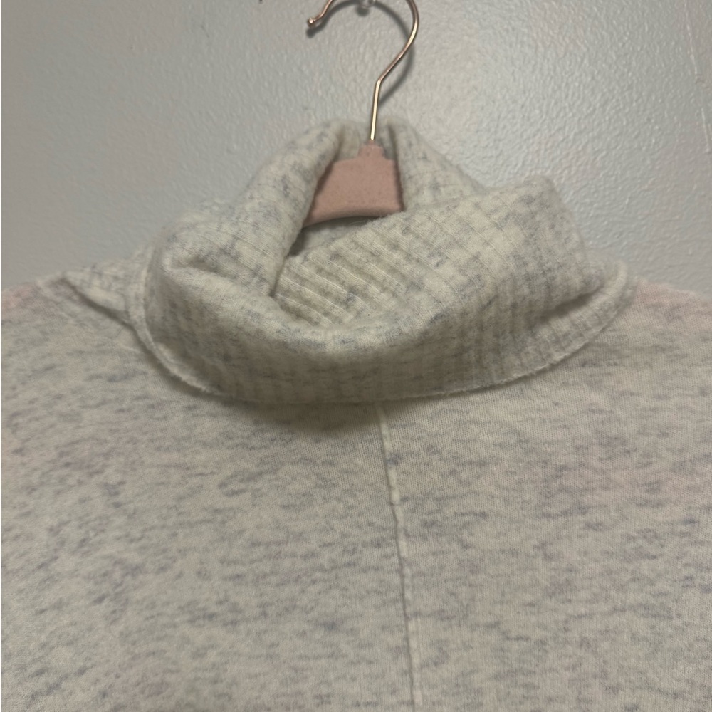 Athleta Transit Pullover Wool Sweater Turtleneck Heather Gray - Picture 4 of 8